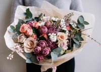 The Benefits of Using Seasonal Flowers in Your Floral Arrangements
