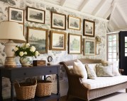 Unlock Your Creativity: Tips for Making a Stunning Gallery Wall at Home